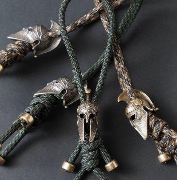 Brass Spartan Helmet Paracord Keychain — EDC Backpack Charm & Car Ornament