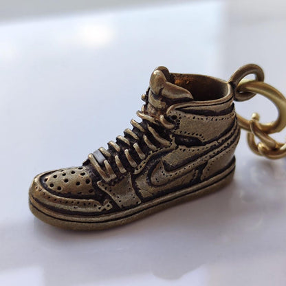 Brass Sneaker Keychain — Vintage Mini Shoe Charm for Streetwear Collectors & Sneakerheads