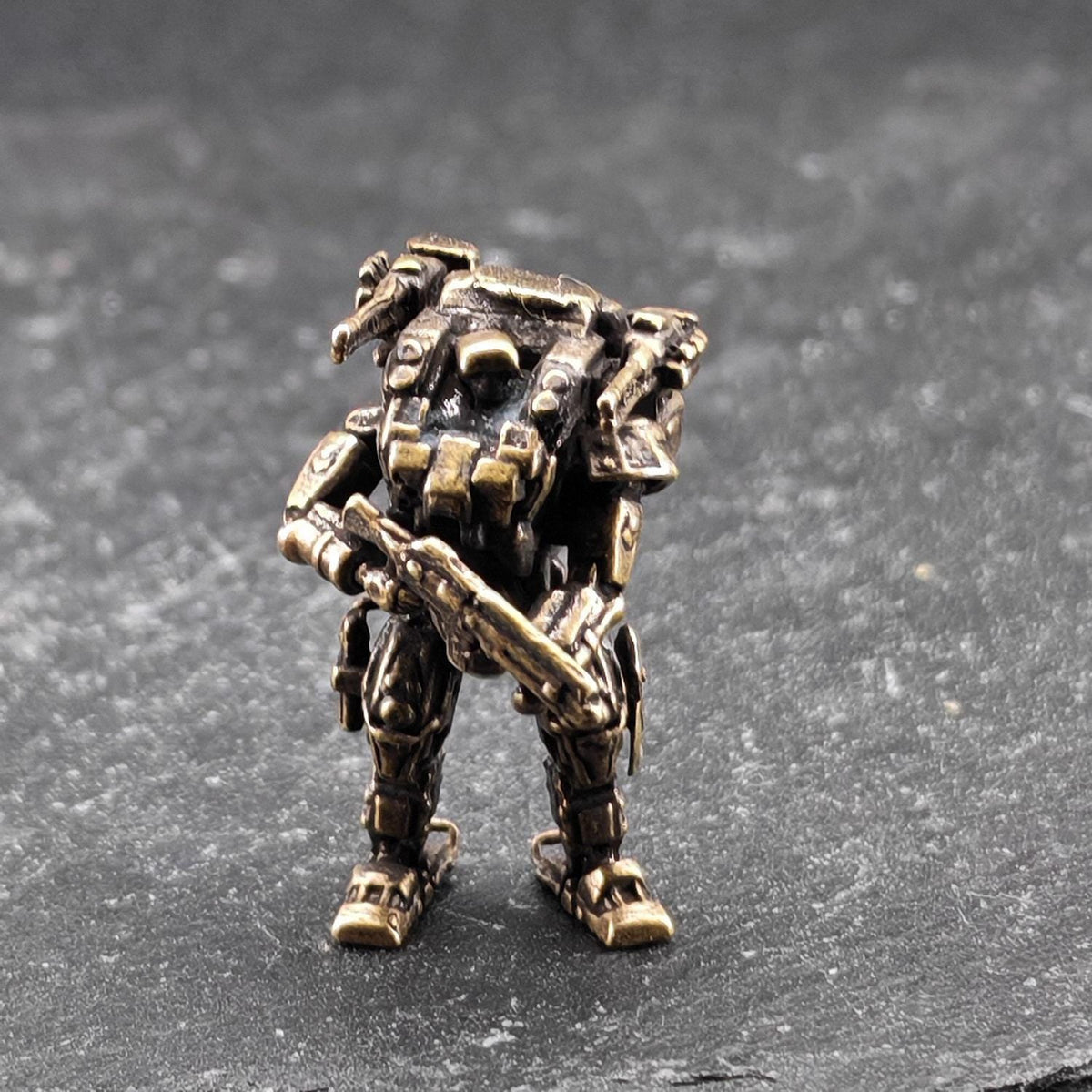 Brass Apocalypse Mecha Miniature – Original Sci-Fi Diorama Collectible Figure