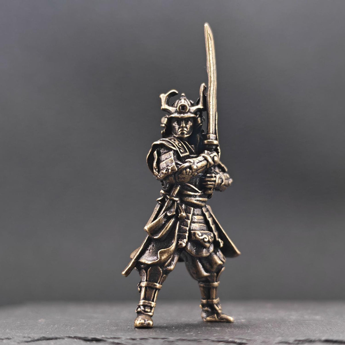 Brass Samurai Warrior Figurine – Handcrafted Desk Collectible