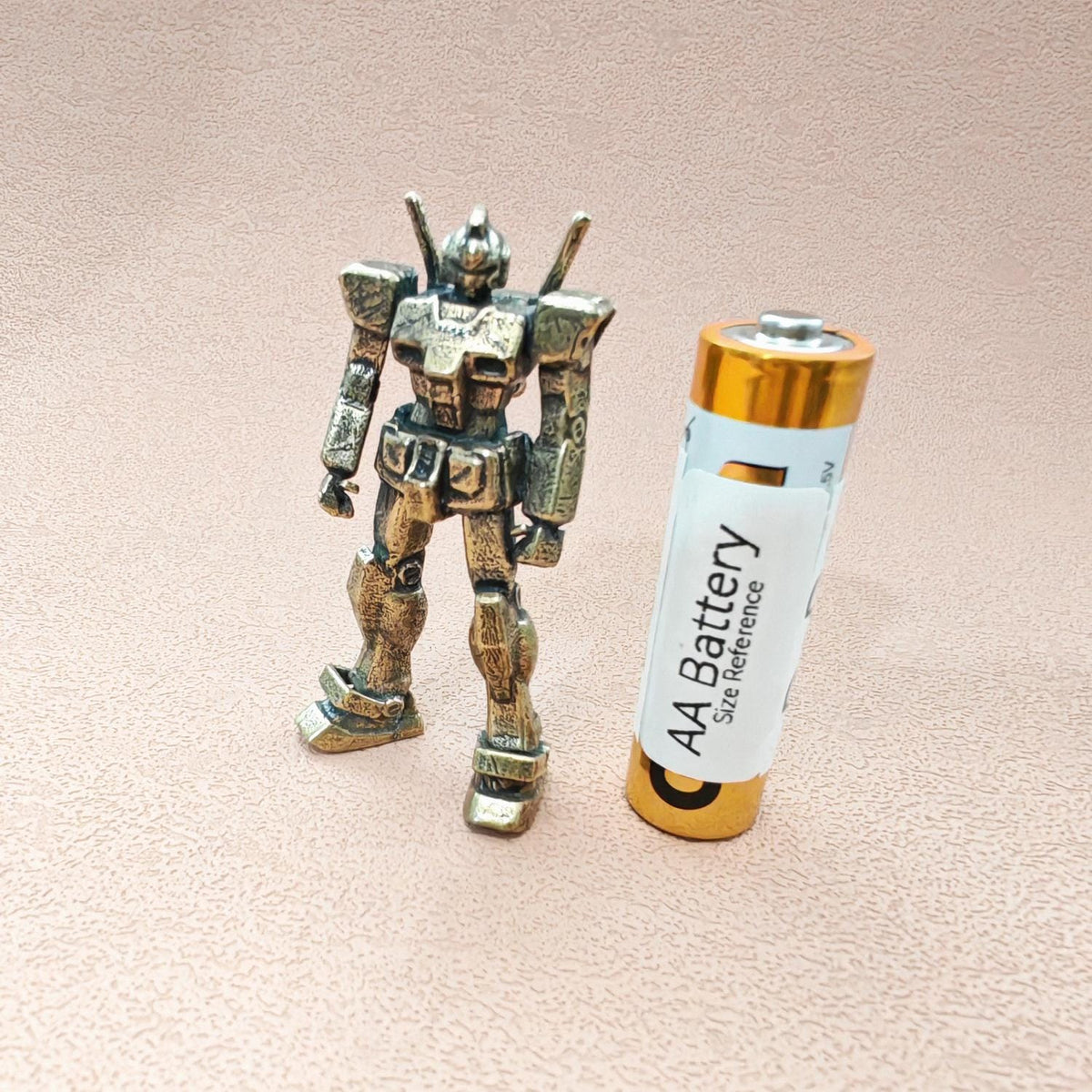Brass Mecha Mobile Suit Figurine — Sci-Fi Robot Desk Sculpture & Anime Collector Piece