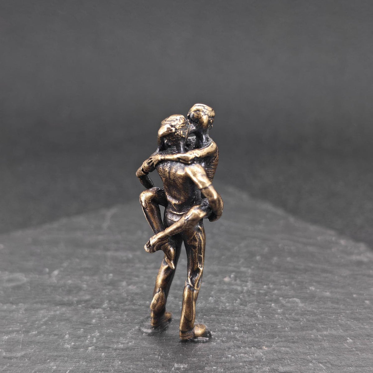 Brass Couple Embrace Figurine — Miniature Romantic Desk Collectible