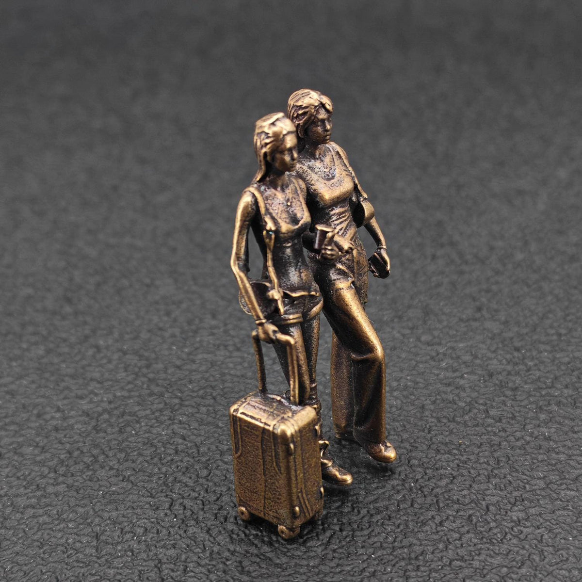 Brass Best Friends Figurine – Miniature Travel Duo and Friendship Keepsake Gift