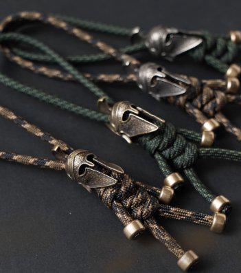 Brass Spartan Helmet Paracord Keychain — EDC Backpack Charm & Car Ornament