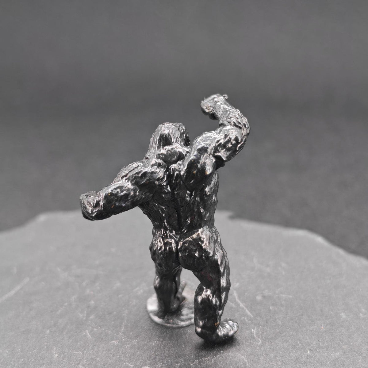 Brass Giant Gorilla Figurine — Oxidised Black Monster Desk Sculpture & Film Fan Collectible