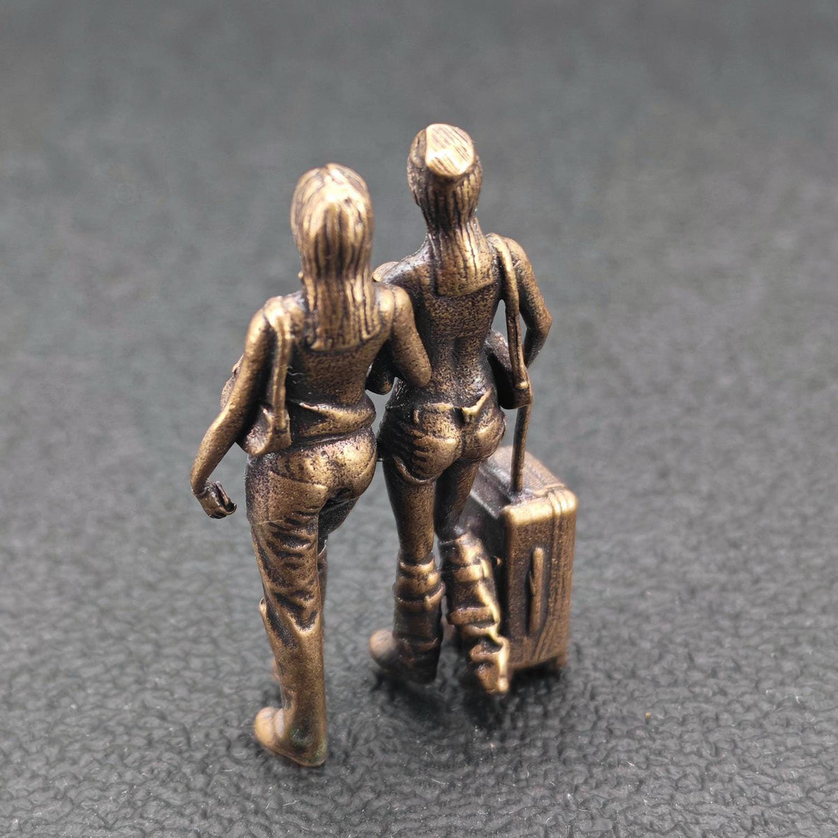 Brass Best Friends Figurine – Miniature Travel Duo and Friendship Keepsake Gift