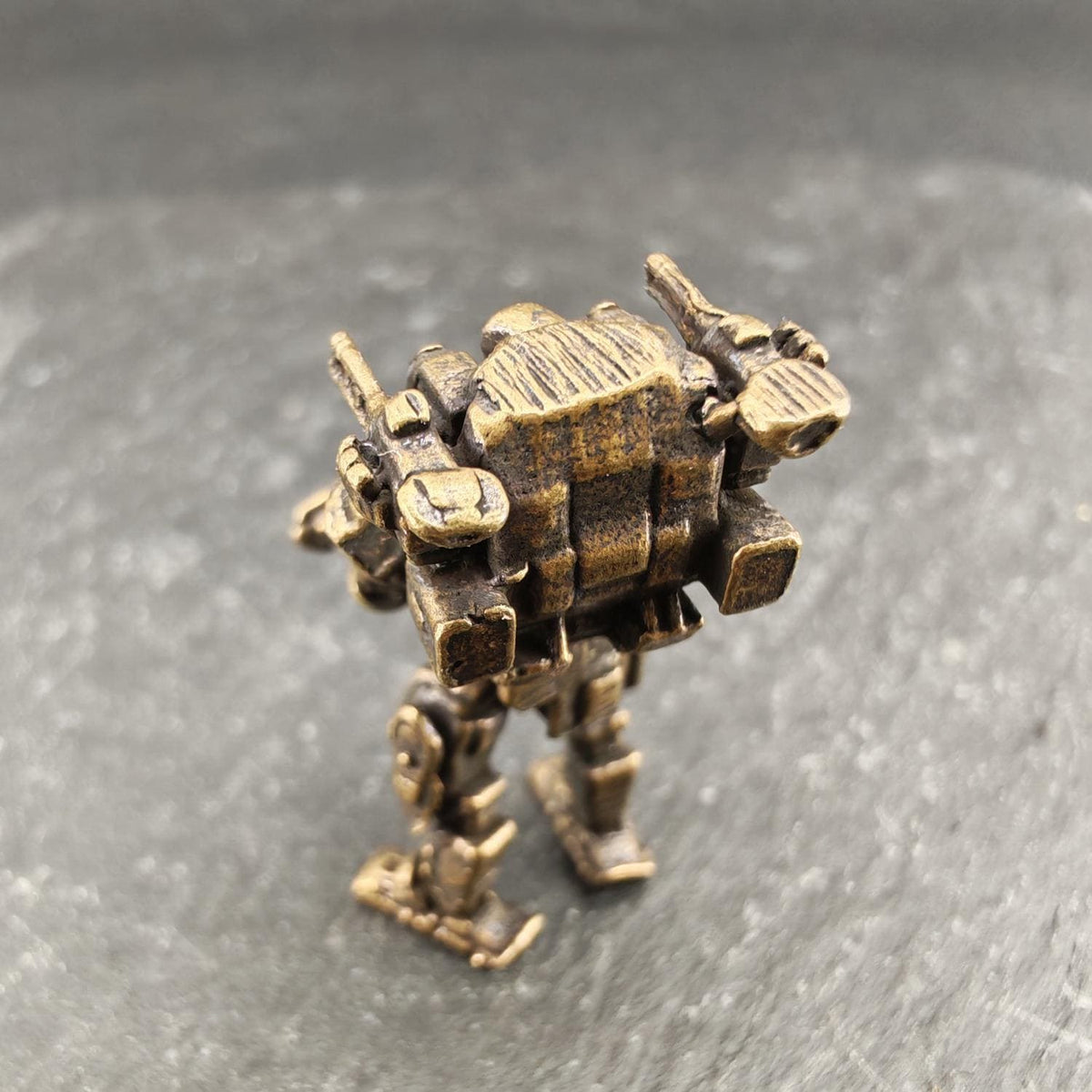 Brass Apocalypse Mecha Miniature – Original Sci-Fi Diorama Collectible Figure