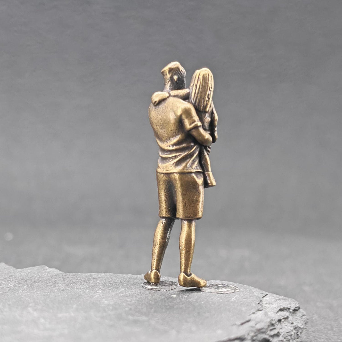 Brass Father & Daughter Figurine – Miniature Family Sculpture Collectible