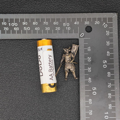Tiny Brass Samurai Figurine – Horned Helmet, Handcrafted Miniature Collectible