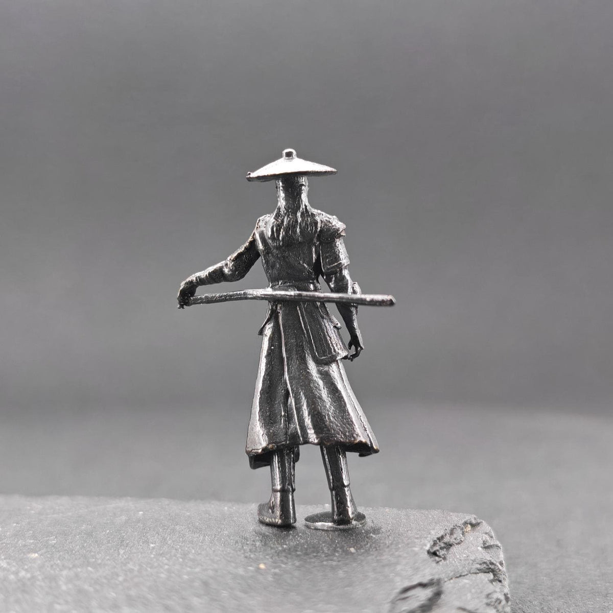 Brass Ronin Swordsman Figurine – Handcrafted Miniature Collectible