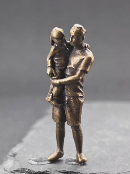 Brass Father & Daughter Figurine – Miniature Family Sculpture Collectible